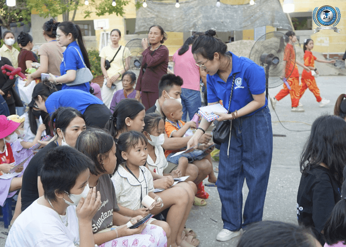 Những phần quà nhỏ đầy ý nghĩa đã được CITI English gửi tặng đến các em